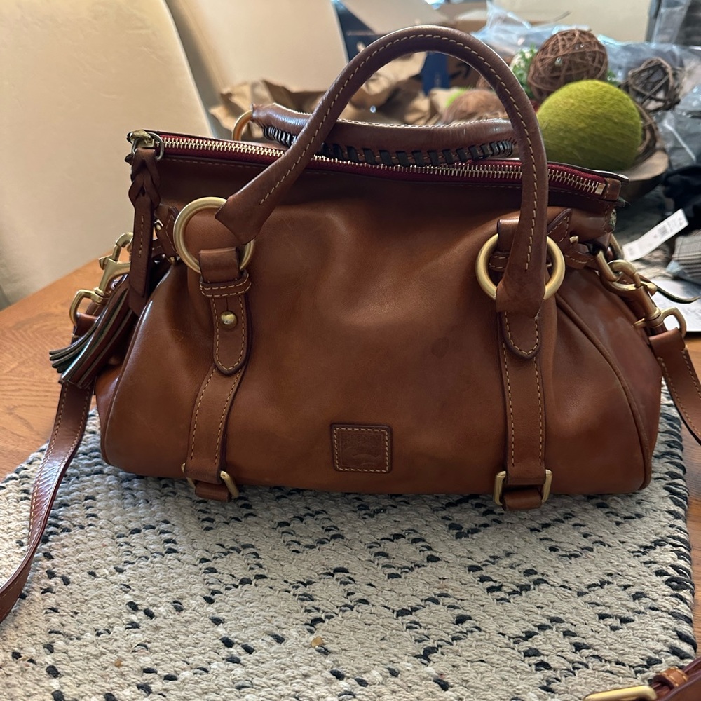 Florentine Natural Leather satchel-excellent used condition